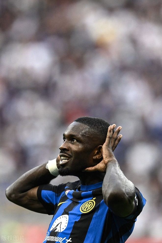 在巨大的压 在巨大的压