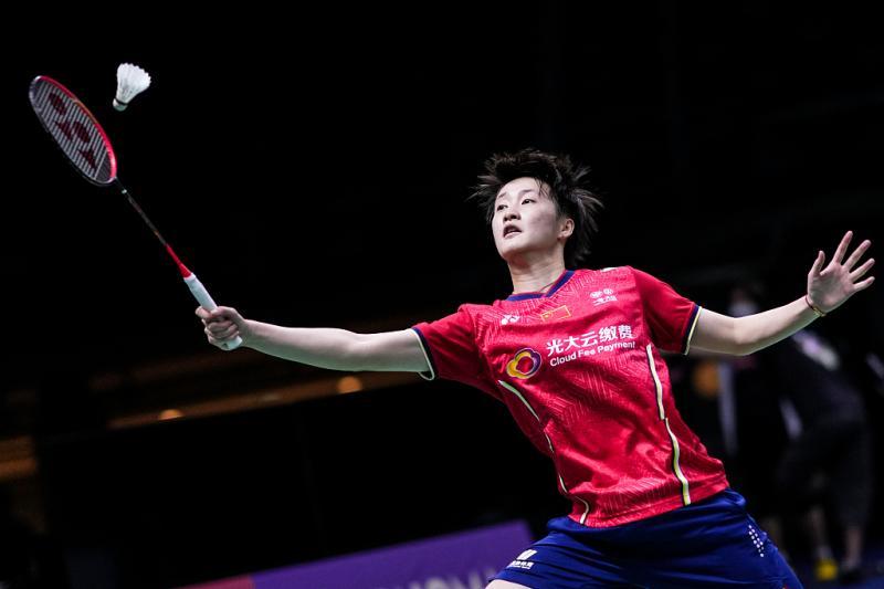 並願意給他 並願意給他